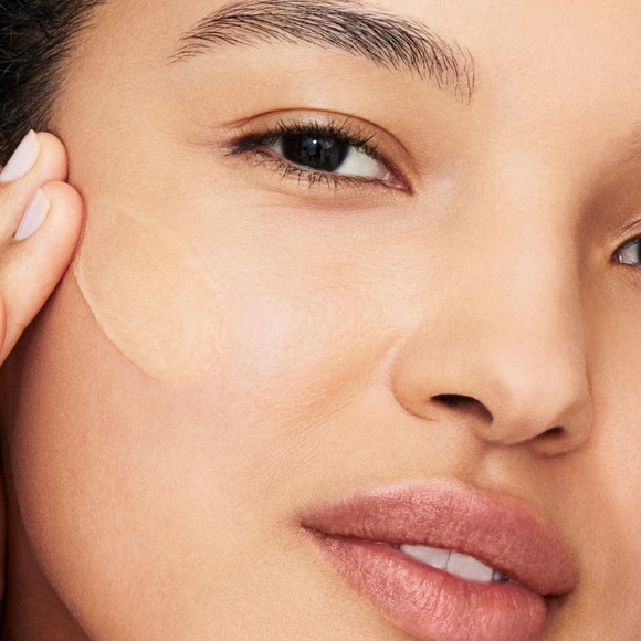 Bareminerals Natural Radiance Prime & Finish Trio - Picture 8 of 16